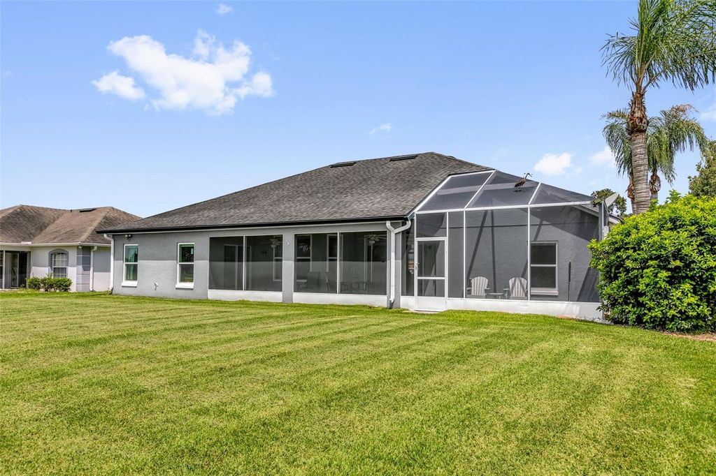 Image 32 of property listing at 1934 FAIRWAY LOOP, Kissimmee, FL 34746