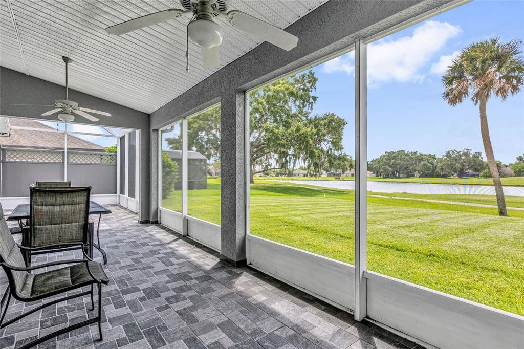 Image 34 of property listing at 1934 FAIRWAY LOOP, Kissimmee, FL 34746