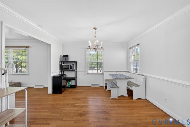 10709 Lunswood Rd, Chester, VA 23831