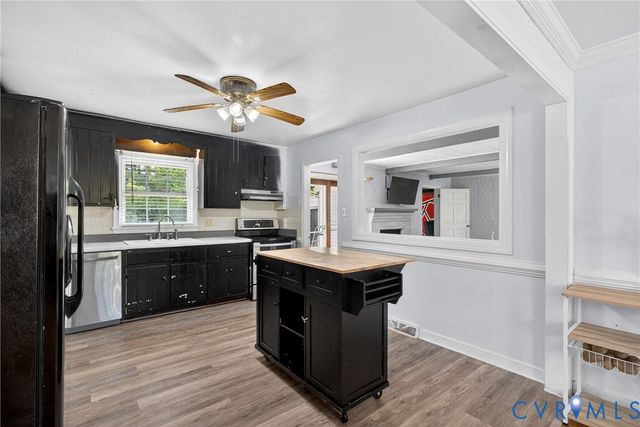 10709 Lunswood Rd, Chester, VA 23831