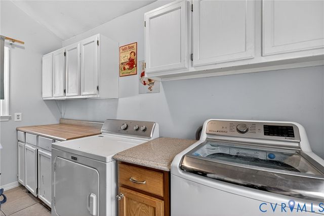 10709 Lunswood Rd, Chester, VA 23831