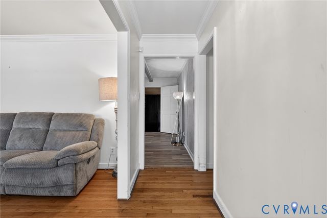 10709 Lunswood Rd, Chester, VA 23831