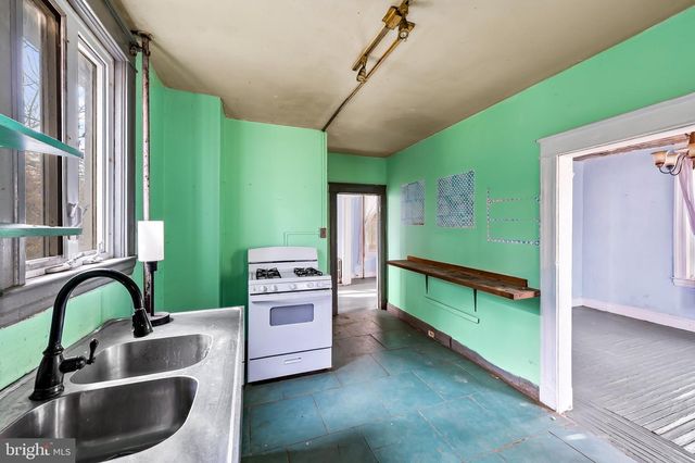 3503 GREENSPRING AVE, Baltimore, MD 21211