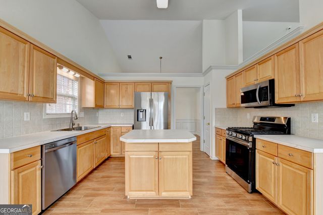 1072 Pecan Grove Place, Lawrenceville, GA 30046