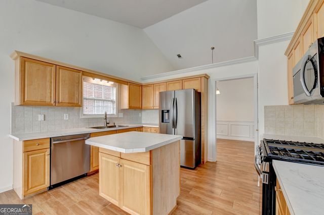 1072 Pecan Grove Place, Lawrenceville, GA 30046