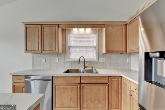 1072 Pecan Grove Place, Lawrenceville, GA 30046