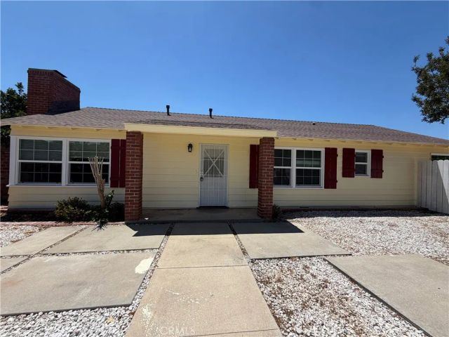 1447 S Valley Center, Glendora, CA 91740