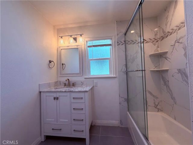1447 S Valley Center, Glendora, CA 91740