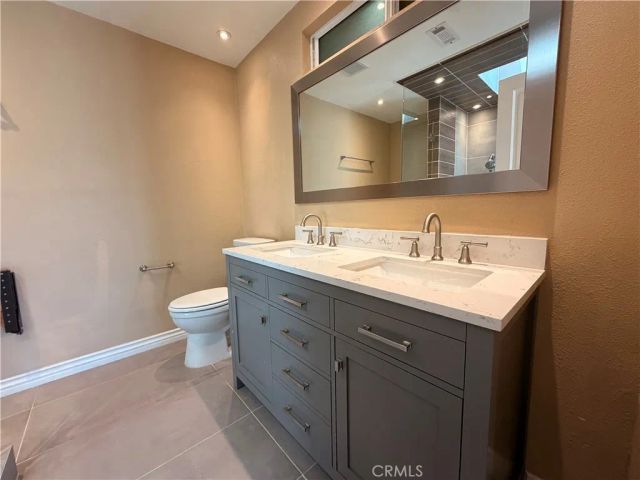 1447 S Valley Center, Glendora, CA 91740