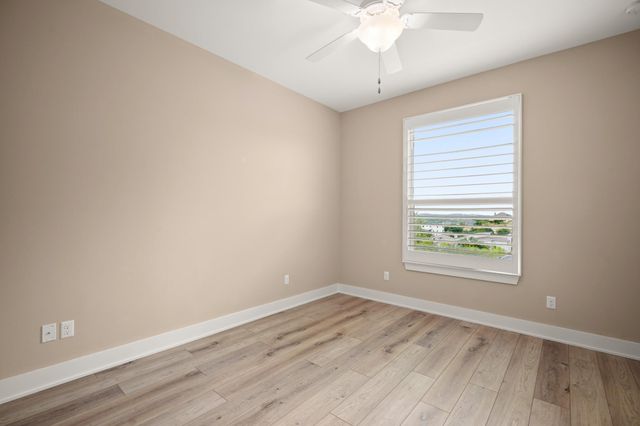 9808 Longhorn SKWY, Dripping Springs, TX 78620