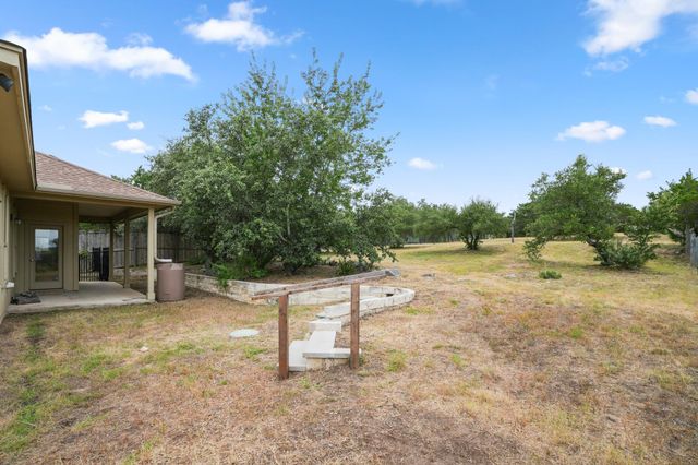 9808 Longhorn SKWY, Dripping Springs, TX 78620