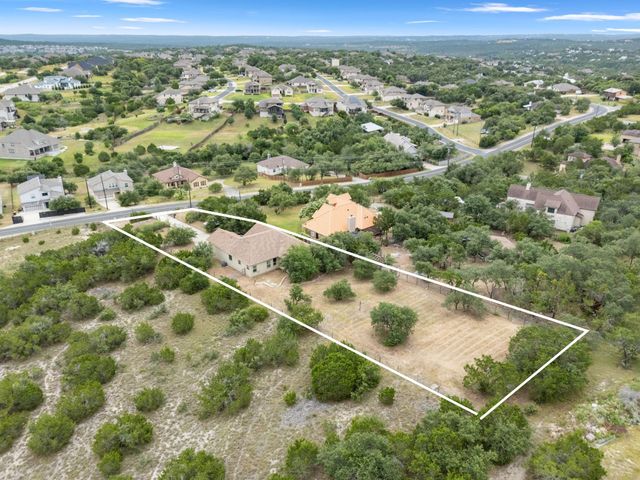 9808 Longhorn SKWY, Dripping Springs, TX 78620