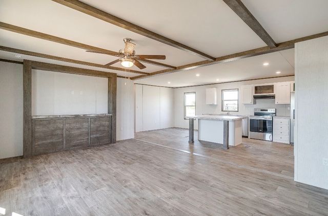 21 Kenzi Drive, Mineral Wells, TX 76067