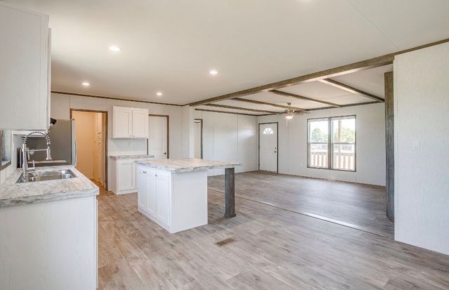 21 Kenzi Drive, Mineral Wells, TX 76067