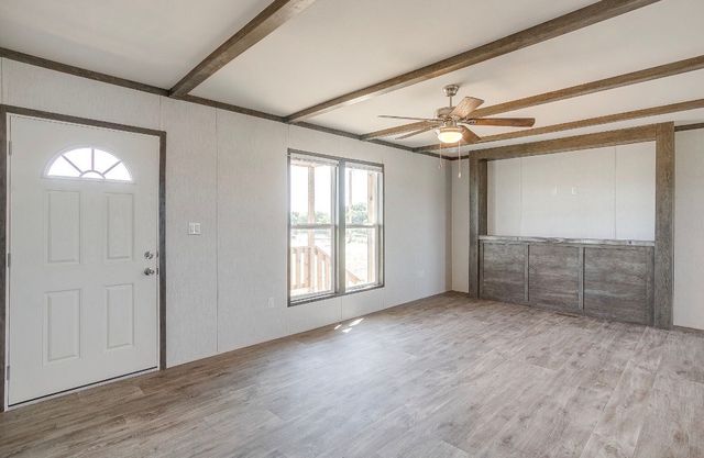 21 Kenzi Drive, Mineral Wells, TX 76067