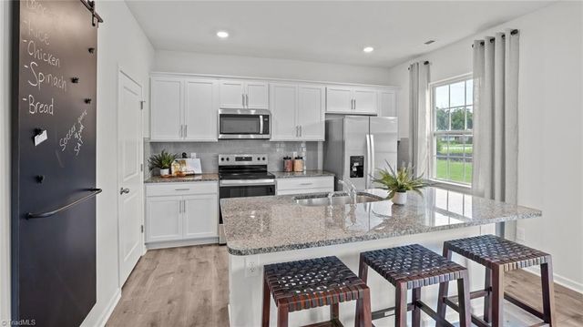 3000 Middle Creek Lane, Greensboro, NC 27405