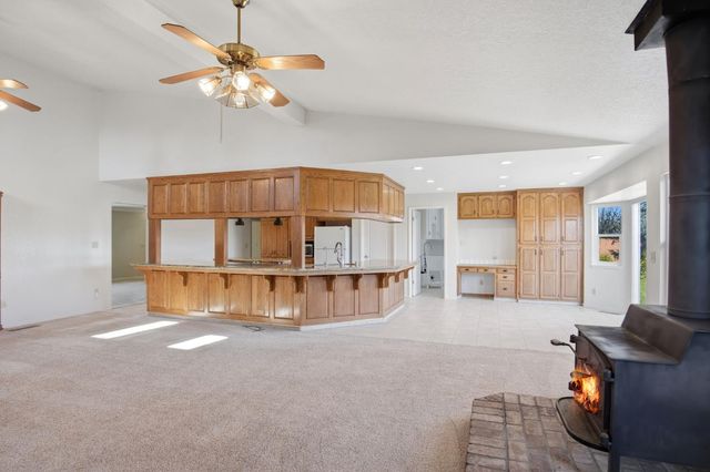 16166 Lawrence Rd, Escalon, CA 95320