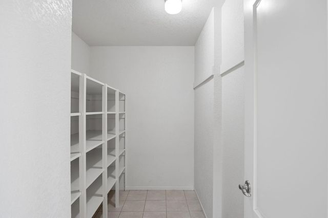 16166 Lawrence Rd, Escalon, CA 95320