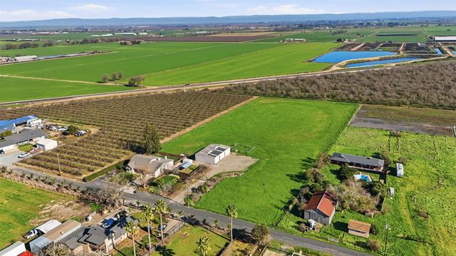 16166 Lawrence Rd, Escalon, CA 95320