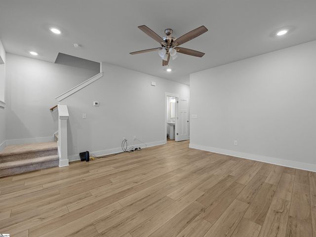 1550 Rivermeade Drive, Moore, SC 29369