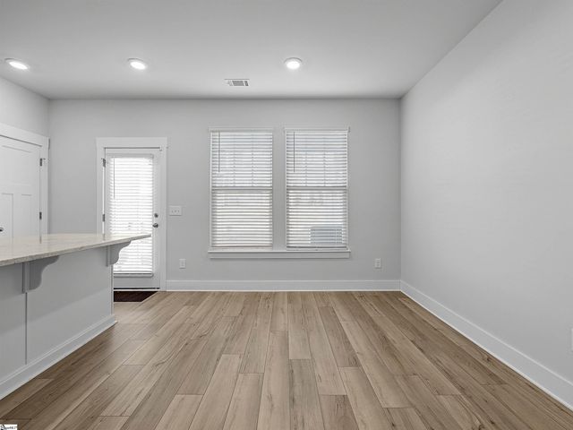 1550 Rivermeade Drive, Moore, SC 29369