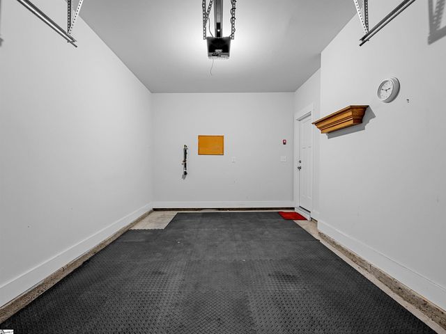 1550 Rivermeade Drive, Moore, SC 29369