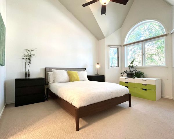 1457 W Wrightwood Avenue, Chicago, IL 60614