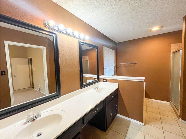 1707 Bertram Drive, Mansfield, TX 76063