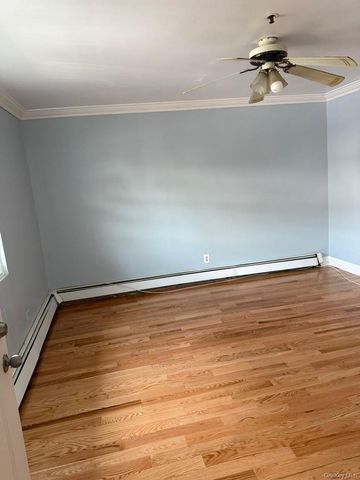 33 Harper Court 1, Bronx, NY 10466