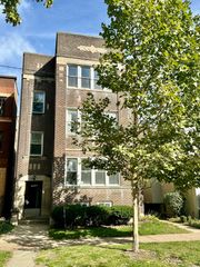 1310 W Thorndale Avenue 3, Chicago, IL 60660