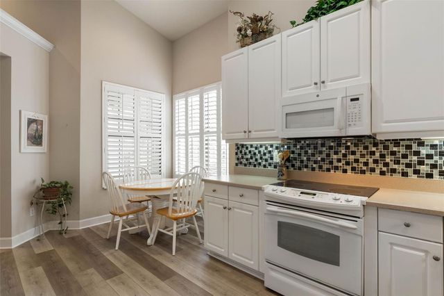 10 RIVER PARK DRIVE N, Palm Coast, FL 32137