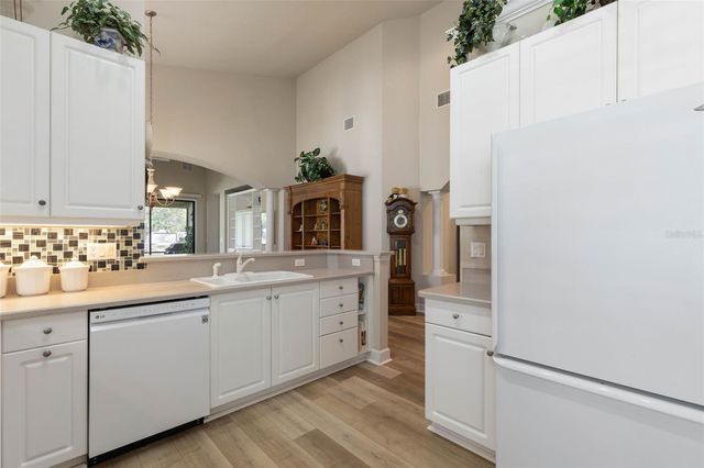 10 RIVER PARK DRIVE N, Palm Coast, FL 32137