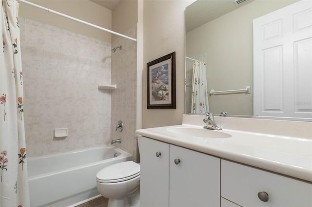 10 RIVER PARK DRIVE N, Palm Coast, FL 32137