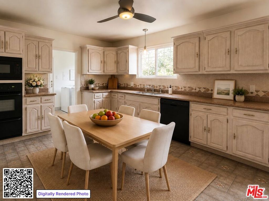 Image 6 of property listing at 1014 N Alexandria Avenue, Los Angeles, CA 90029
