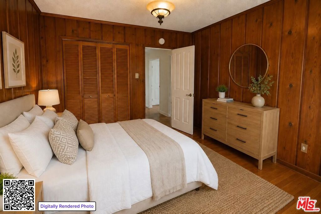 Image 9 of property listing at 1014 N Alexandria Avenue, Los Angeles, CA 90029