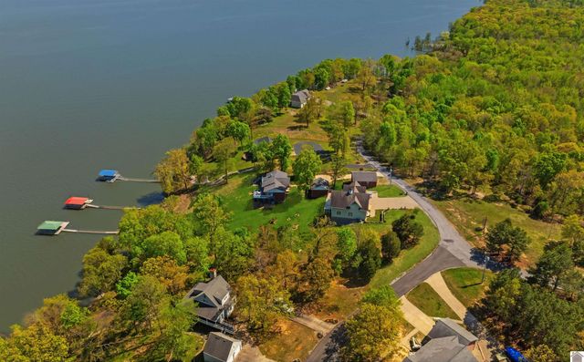 435 Patricia Drive # 11, New Concord, KY 42076