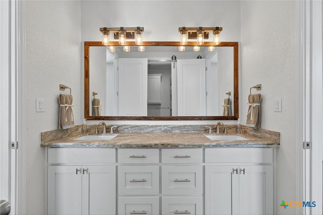 169 Longwood, New Braunfels, TX 78132