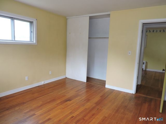 92 Vernon Street, Manchester, CT 06042