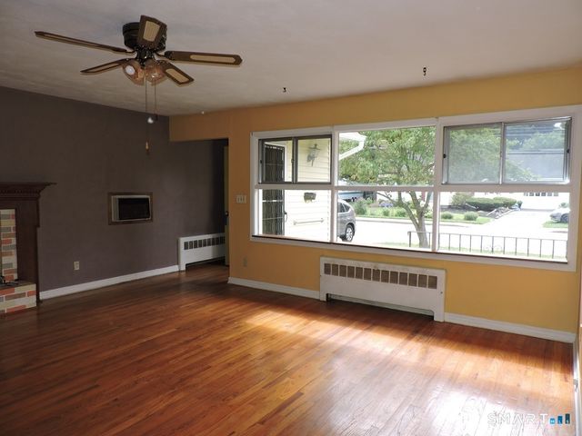 92 Vernon Street, Manchester, CT 06042