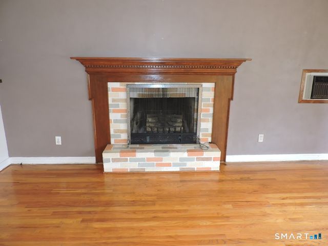 92 Vernon Street, Manchester, CT 06042