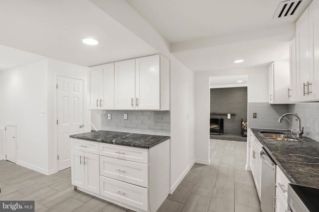 9518 BLANCHARD DR, Fort Washington, MD 20744