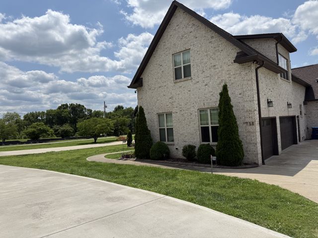 758 Waldron Rd, La Vergne, TN 37086