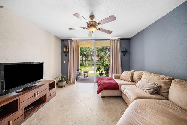111 Yacht Club Way 108, Hypoluxo, FL 33462