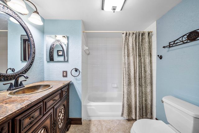 111 Yacht Club Way 108, Hypoluxo, FL 33462