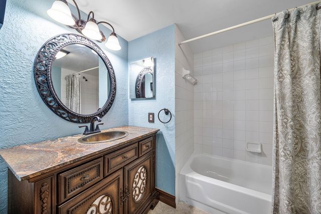 111 Yacht Club Way 108, Hypoluxo, FL 33462