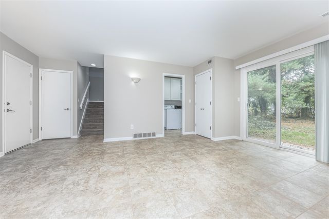 51 Chestnut Drive, Chelsea, MI 48118