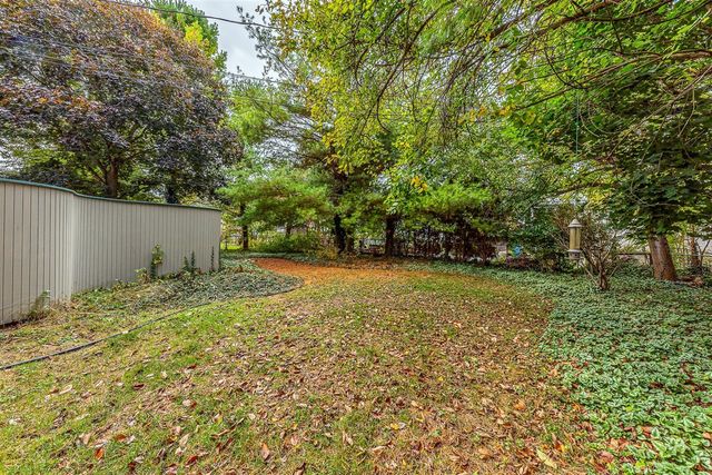 51 Chestnut Drive, Chelsea, MI 48118