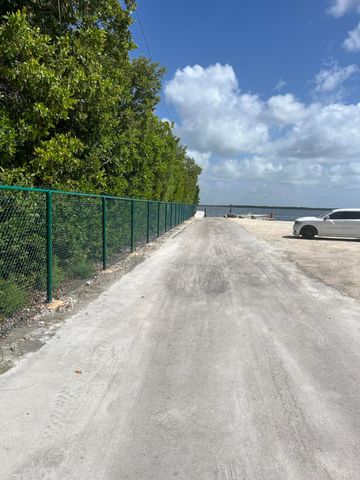 55 Tarpon Basin Drive, Key Largo, FL 33037