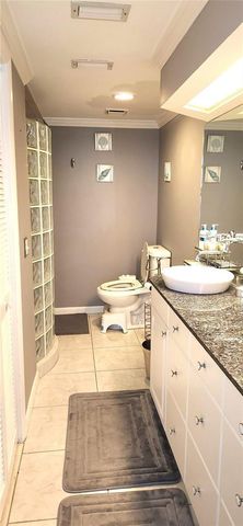 7100 SUNSHINE SKYWAY LANE S 906, St Petersburg, FL 33711