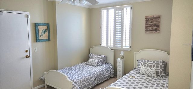 7100 SUNSHINE SKYWAY LANE S 906, St Petersburg, FL 33711